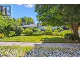 21 GLADSTONE AVENUE - 7