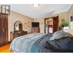 330 ANGUS STREET - 20