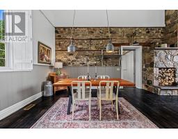 424043 CONCESSION 6 - 14