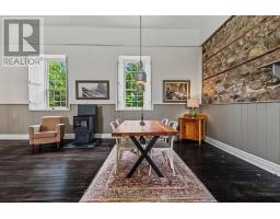 424043 CONCESSION 6 - 17