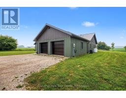 1415 CONCESSION RD 6 - 43