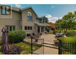 328 GOLF COURSE ROAD - 42