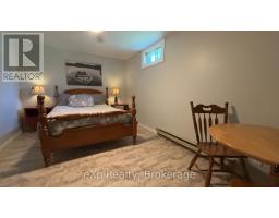 403 HIGHLAND DRIVE - 13