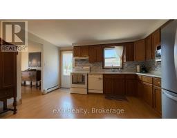 403 HIGHLAND DRIVE - 7