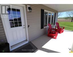 179 LAKE BREEZE DRIVE - 3