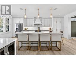 801 WATSON ROAD S - 15