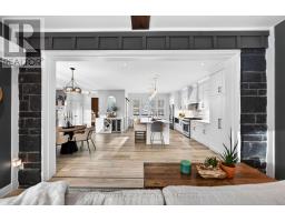 801 WATSON ROAD S - 25