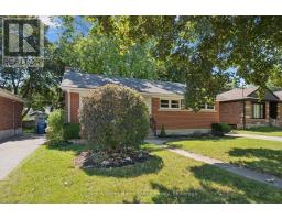 14 SKOV CRESCENT - 5