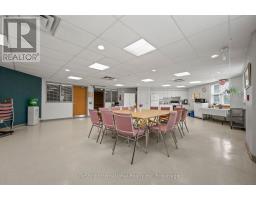 205 - 208 SILVERCREEK PARKWAY N - 25