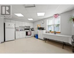 205 - 208 SILVERCREEK PARKWAY N - 26