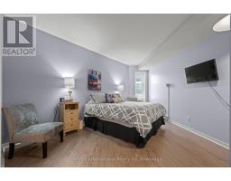 205 - 208 SILVERCREEK PARKWAY N - 27