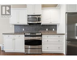 18 - 518 BLUE JAY DRIVE - 10