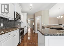 18 - 518 BLUE JAY DRIVE - 11