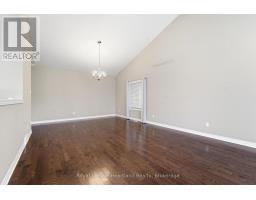18 - 518 BLUE JAY DRIVE - 16