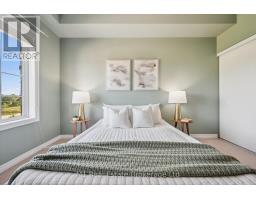 412 - 308 WATSON PARKWAY N - 24