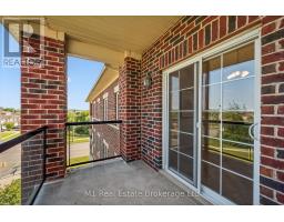 412 - 308 WATSON PARKWAY N - 35