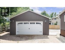 29 ANNE MARIE CRESCENT - 3