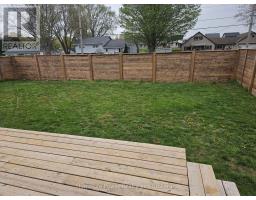 4 LIVINGSTON DRIVE - 44