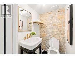 7 WATERLOO AVENUE - 25