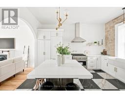 7 WATERLOO AVENUE - 27