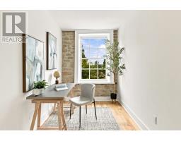 7 WATERLOO AVENUE - 32