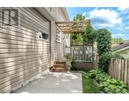 104 ONTARIO STREET S - 36