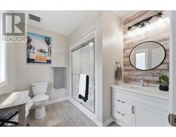 237 LAKE BREEZE DRIVE - 19