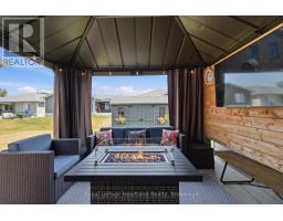 237 LAKE BREEZE DRIVE - 27
