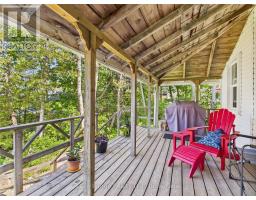 924 SAUGEEN STREET - 11