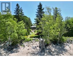 924 SAUGEEN STREET - 3