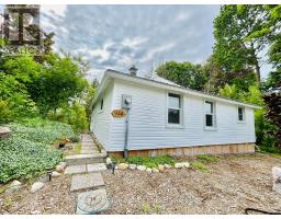 924 SAUGEEN STREET - 9