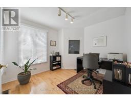 8 MOLLISON COURT - 13