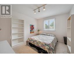 8 MOLLISON COURT - 17