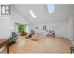 8 MOLLISON COURT - 6