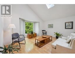 8 MOLLISON COURT - 7