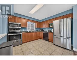 479 DOON S DRIVE E - 12