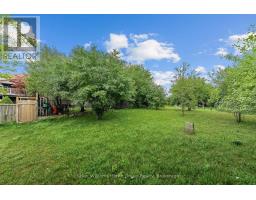 479 DOON S DRIVE E - 34