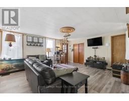 5453 9 HIGHWAY - 13