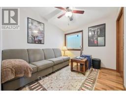 79 RENFIELD STREET - 21