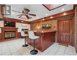 32 SUNSET DRIVE - 14