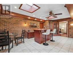 32 SUNSET DRIVE - 15
