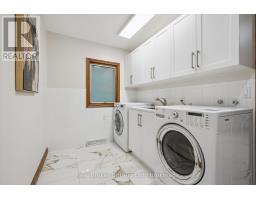 32 SUNSET DRIVE - 19