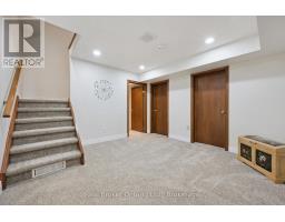 32 SUNSET DRIVE - 32