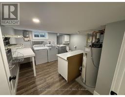 13 WATERLOO STREET N - 23
