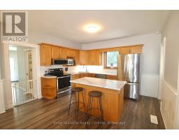 589 8TH AVENUE - 11