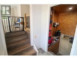 589 8TH AVENUE - 31