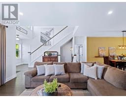 24 THIMBLEWEED DRIVE - 12
