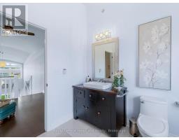 24 THIMBLEWEED DRIVE - 43