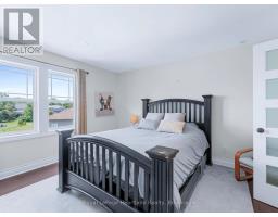 24 THIMBLEWEED DRIVE - 45
