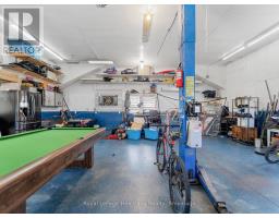 24 THIMBLEWEED DRIVE - 50
